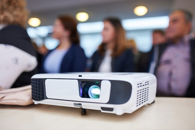 Zeemr launches Z2 Mini 1080p projector with 650 ANSI lumens, AI features & more